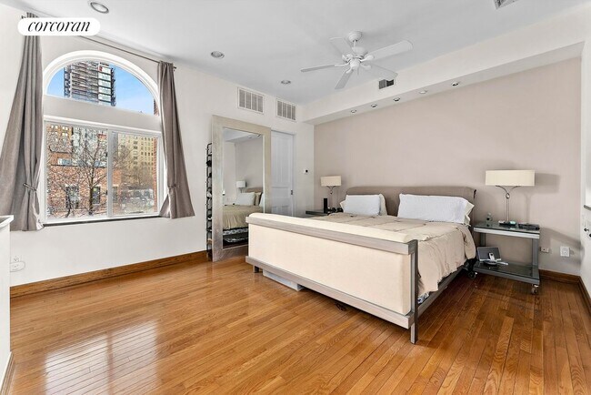 Foto del edificio - 35 W 94th St