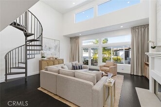 Building Photo - 720 Manhattan Beach Blvd