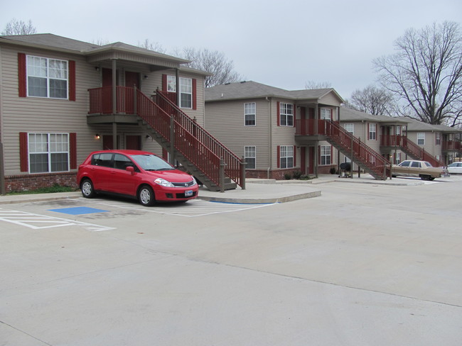 Westark College Terrace - N 47th Apartments