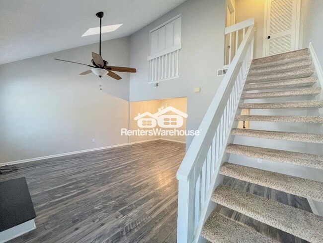 Foto del edificio - 2421 Sedgewick Dr