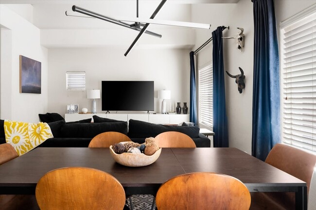 Photo - 3006 N 37th St Townhome