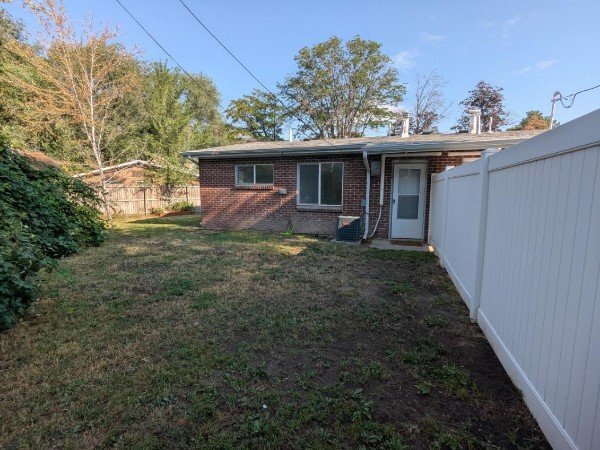 Building Photo - 4365-4367 Rose Garden Ln