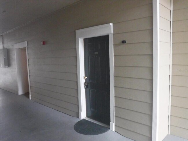 Foto del edificio - 8301 Elm Park Dr