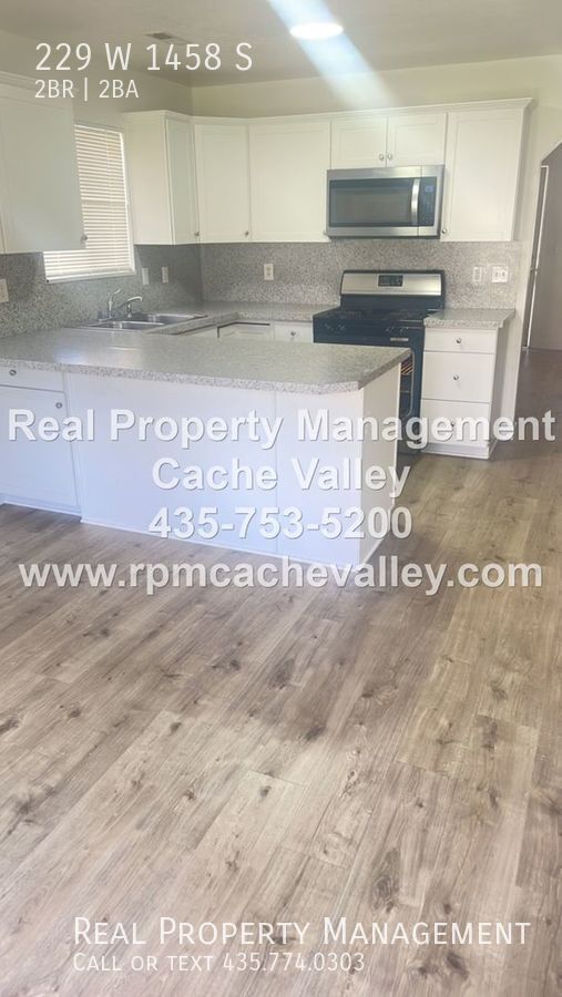 Foto del edificio - 229 W 1458 S