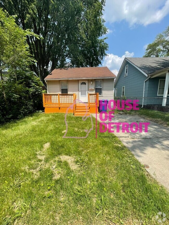 Building Photo - 11417 Sherman Ave
