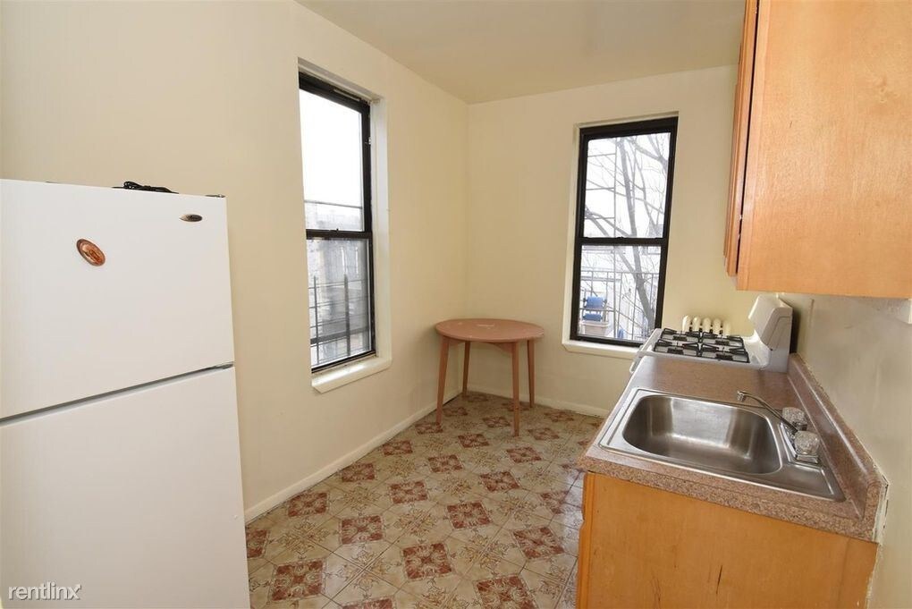 2 br, 1 bath - 7214 3rd Ave - 2 br, 1 bath  - 7214 3rd Ave