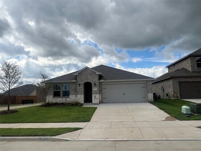 Building Photo - 4100 Malachite Dr