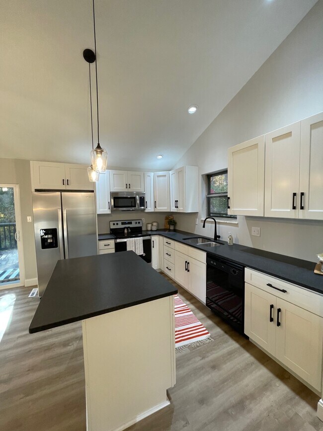 Foto del edificio - 6609 Northern Rd