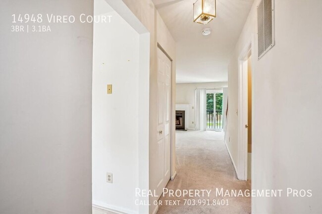 Building Photo - 14948 Vireo Ct