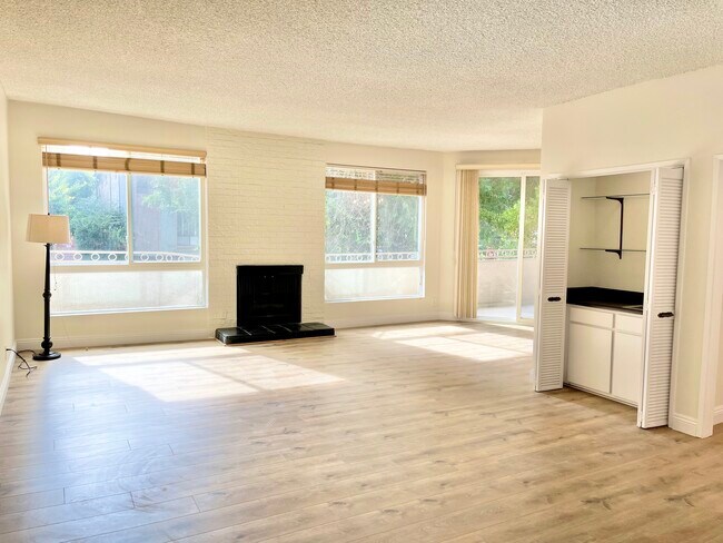 Foto del edificio - 14569 Benefit St