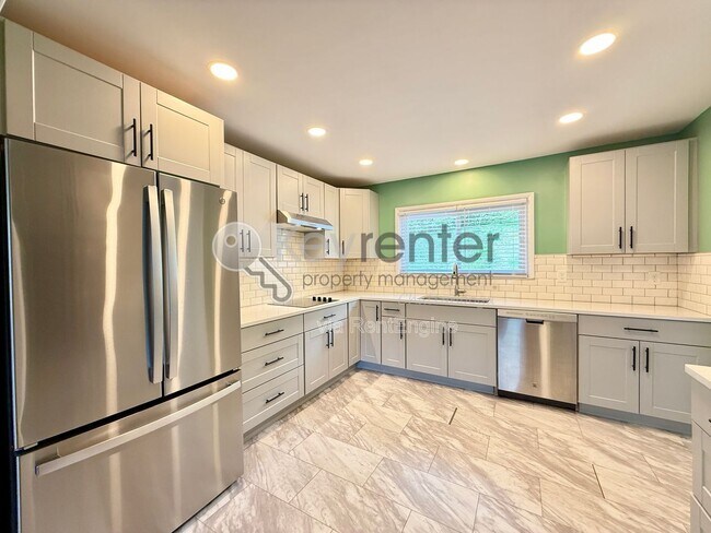 Foto del edificio - 3641 Thrushwood Dr
