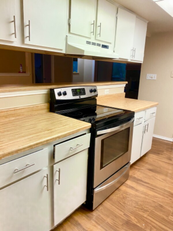 Foto del edificio - 5418 Lansingford Trail