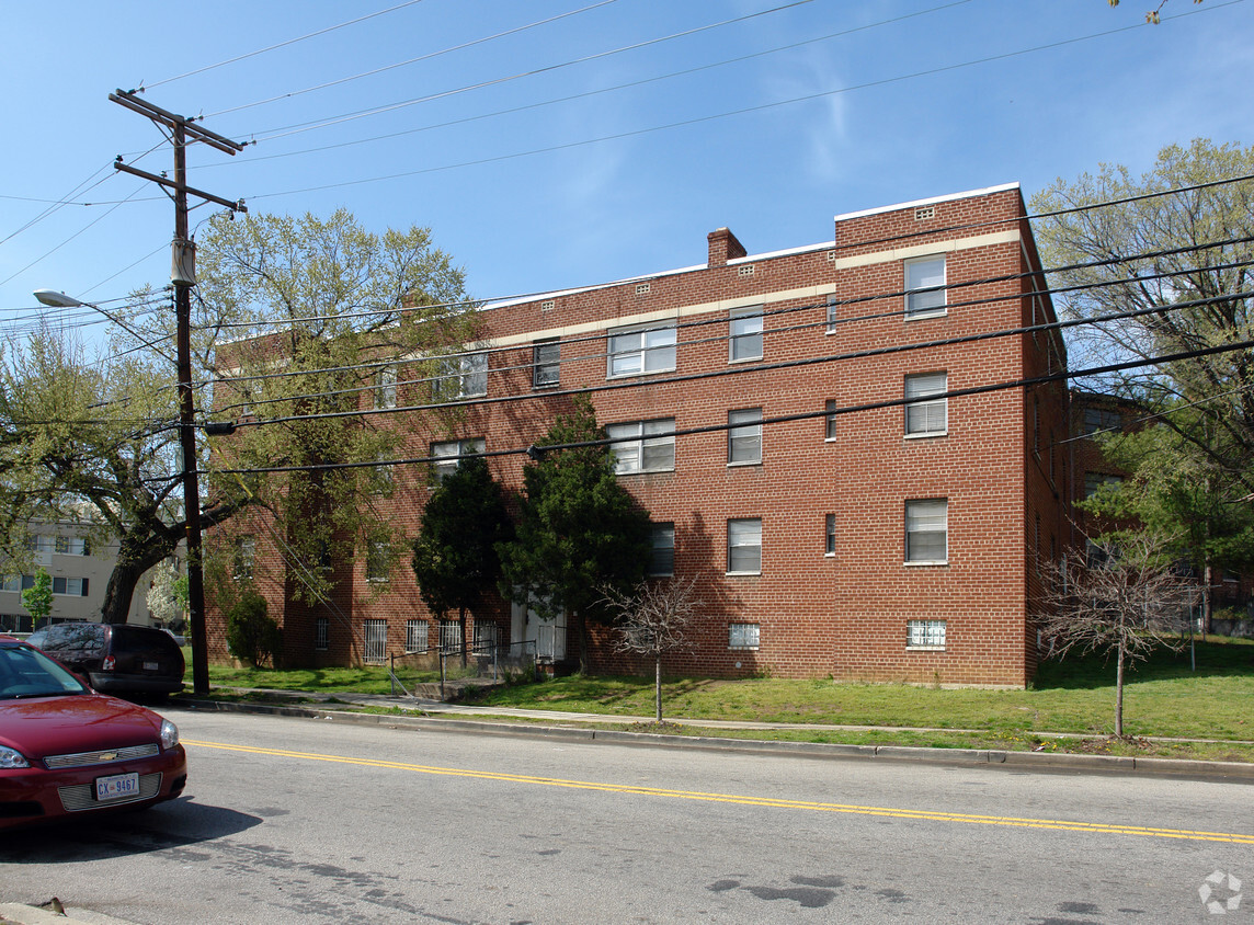 Foto principal - 760 Chesapeake St SE
