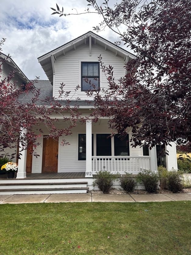 Front of townhouse - 912 Matheson Way
