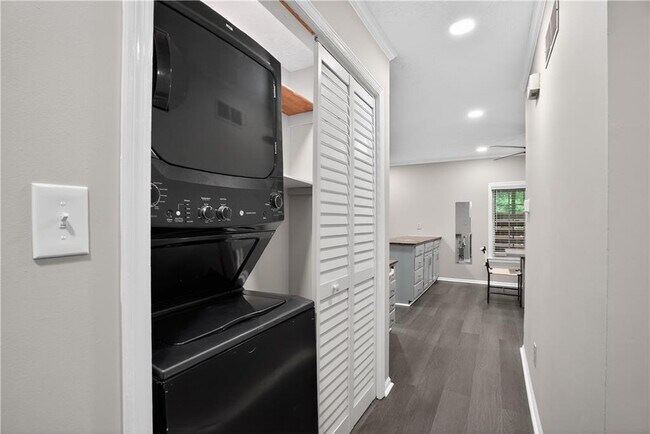 Foto del edificio - 105 Glen Acres Ct