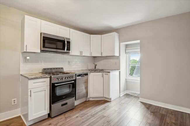 Building Photo - 1BD/1BA apartment in Kennett Square Borough!