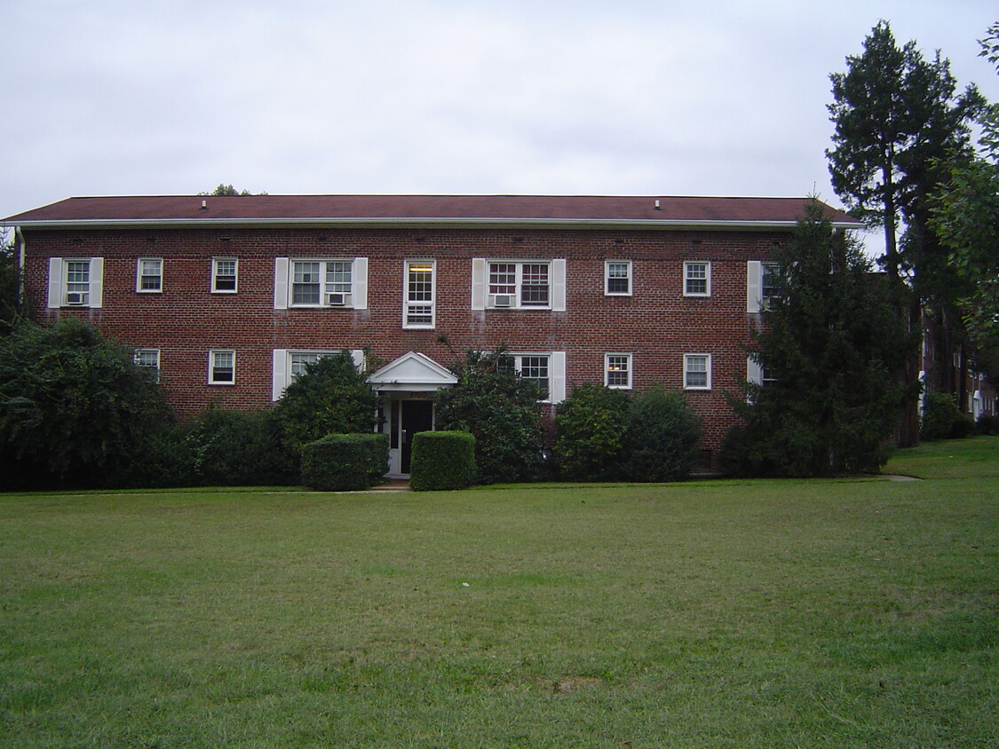 Primary Photo - 5700 Washington Blvd