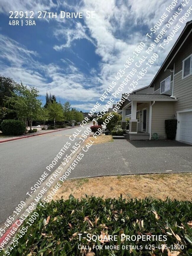 Foto del edificio - PRICE DROP!!!! 4 Bedroom 2.5 bathroom - CA...