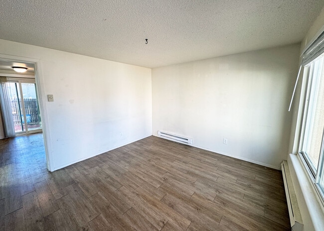 Photo - 1118 Darby St Townhome