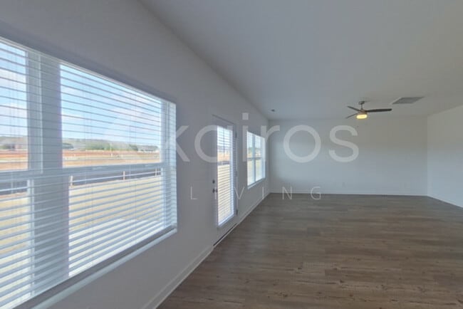 Building Photo - 6121 Taramore Ln NW