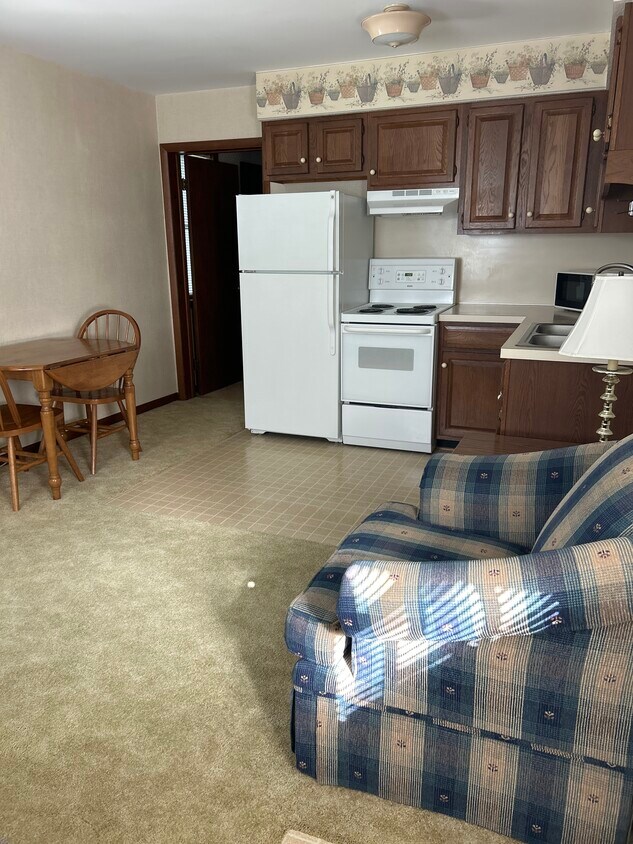 Foto principal - 214 E Lima St