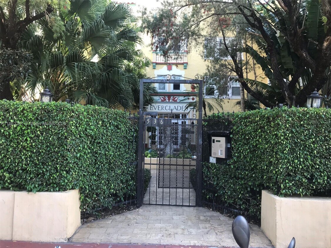 Foto principal - 536 14th St