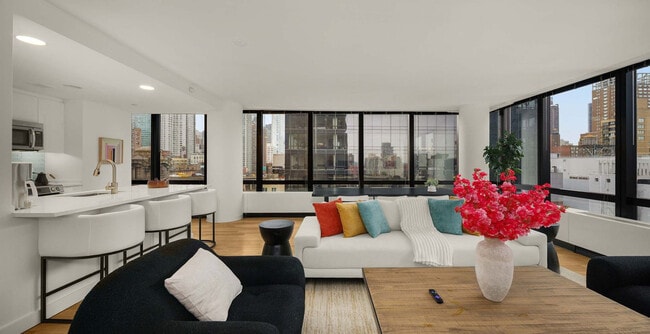 Building Photo - 1113 York Ave