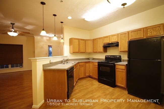 Building Photo - 16502 Elmcrest Terrace