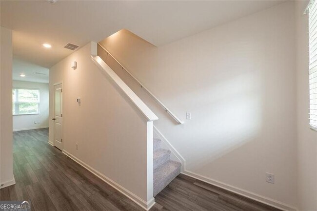 Foto del edificio - 2627 Coventry St SW