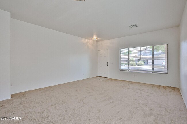 Foto del edificio - 14584 W Watson Ln