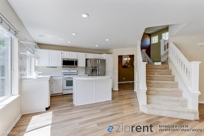 Building Photo - 4 br, 3 bath House - 1260 Longmeadow Drive...