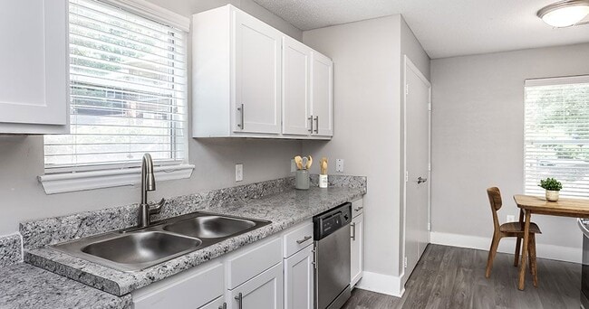 Building Photo - Six Forks Station Apartments