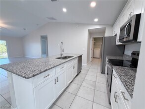 Building Photo - 331 NE 25th St