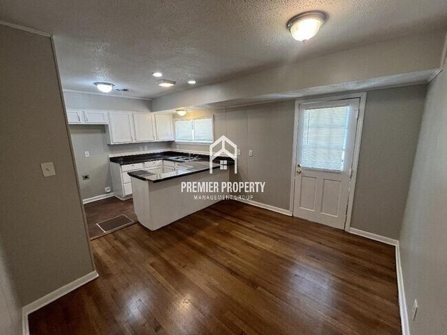 Foto del edificio - 4189 Chippewa Rd