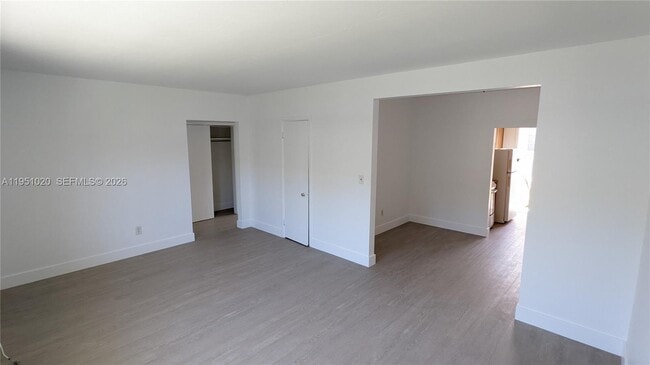 Building Photo - 811 81st St