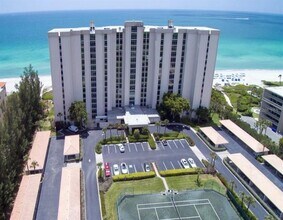 Building Photo - 2425 Gulf of Mexico Dr