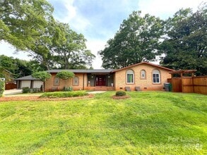 Building Photo - 5745 Riviere Dr