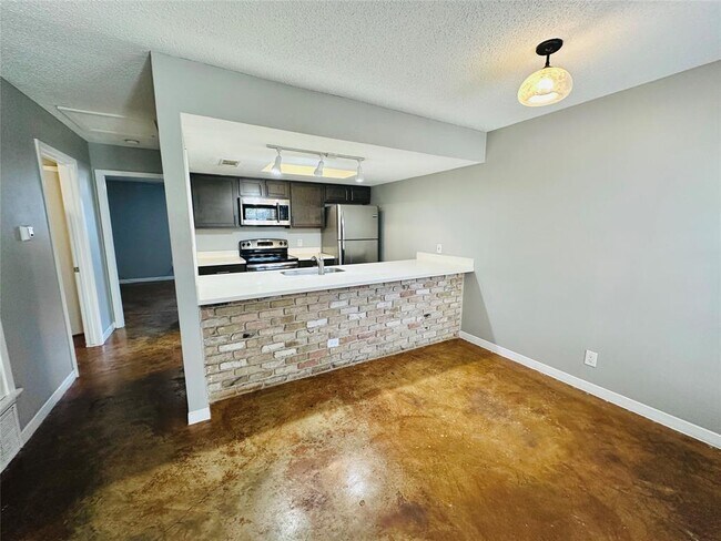 Foto del edificio - 3416 Willowrun Dr