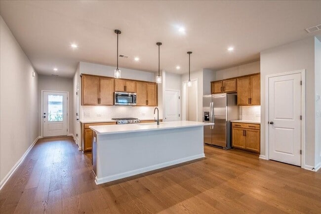 Foto del edificio - 5769 Tillman Way