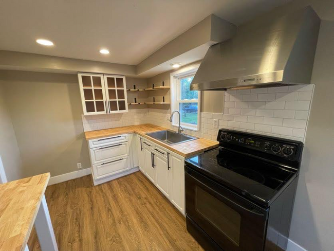Foto del edificio - 7279 Woodland Ave