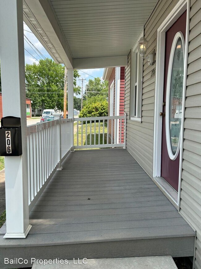 Building Photo - 1 br, 1 bath House - 206 East State St 206...