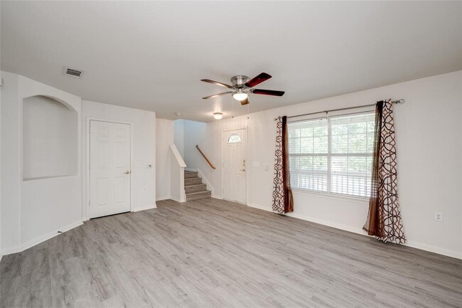 Building Photo - 6117 Perlita Dr