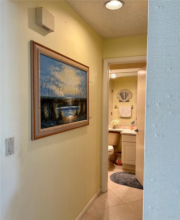 Building Photo - 5350 Myrtle Wood