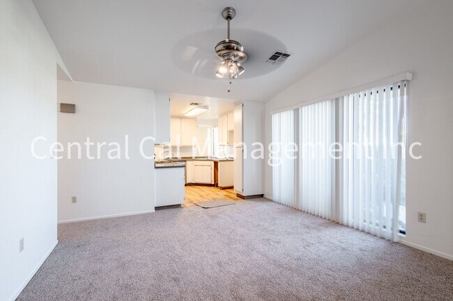 Foto del edificio - 4207 Eton St