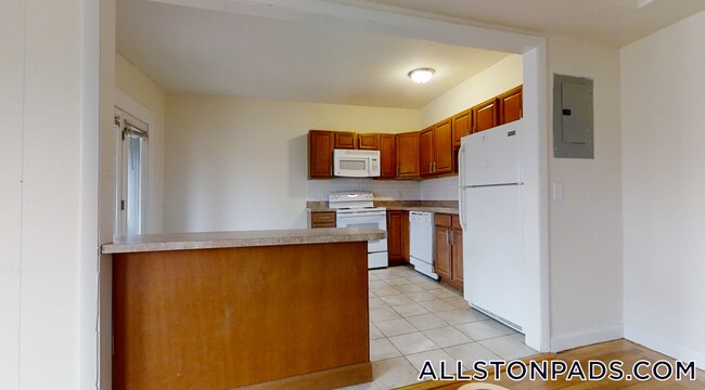 Foto del edificio - 1131 Commonwealth Ave