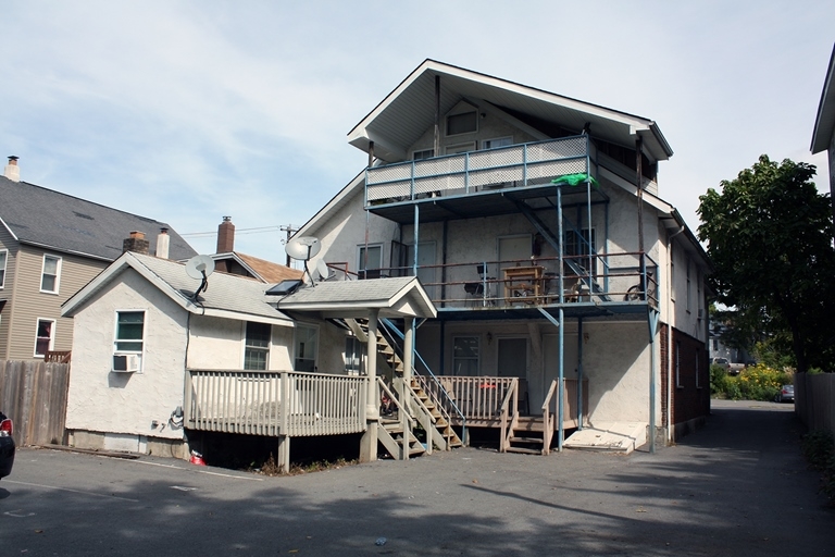 Building Photo - 53 N 10th St