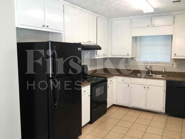 Foto del edificio - 8321 Mountain Pass