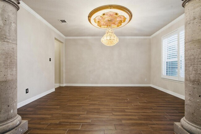 Building Photo - 113 Scarlet Oak Cove