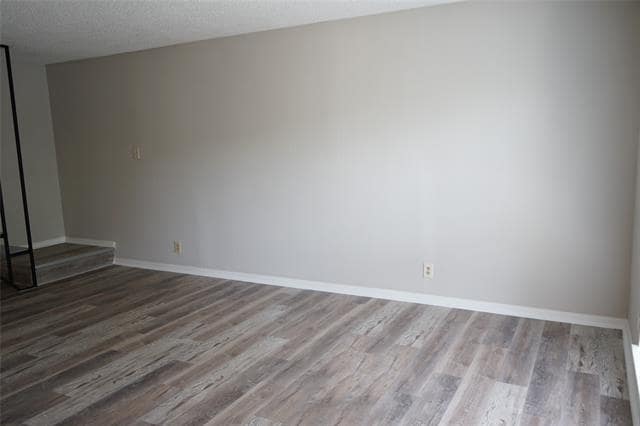 Building Photo - 2415 S Graham Dr