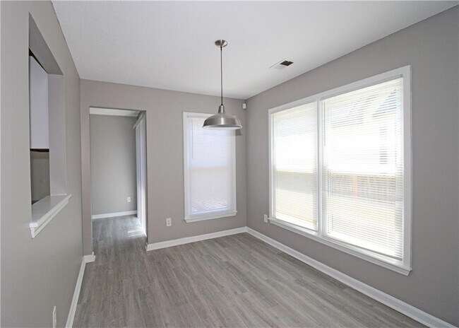 Foto del edificio - 957 Oak St SW